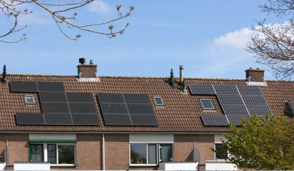 Zonneplan: Installatie, Ervaringen en Energiebesparing