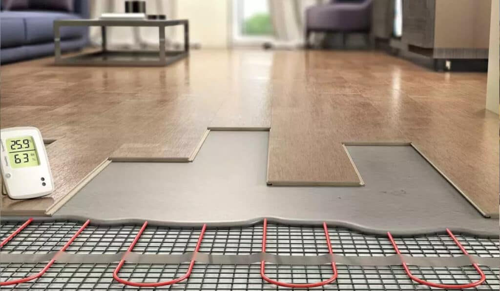 Vloerverwarming infrezen ervaringen: comfort, nadelen en praktijkinzichten